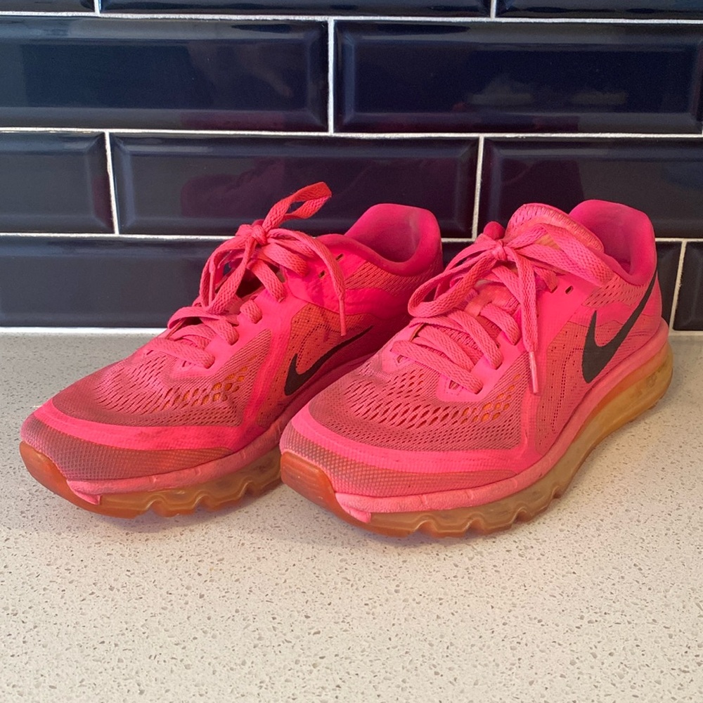 Hot Pink Nike Airmax Size 9